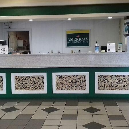 Budgetel Inn And Suites Birmingham Bagian luar foto