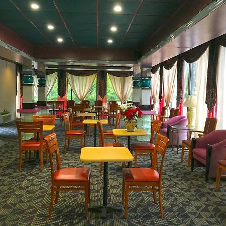 Budgetel Inn And Suites Birmingham Bagian luar foto