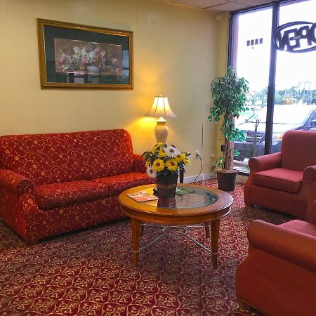 Budgetel Inn And Suites Birmingham Bagian luar foto