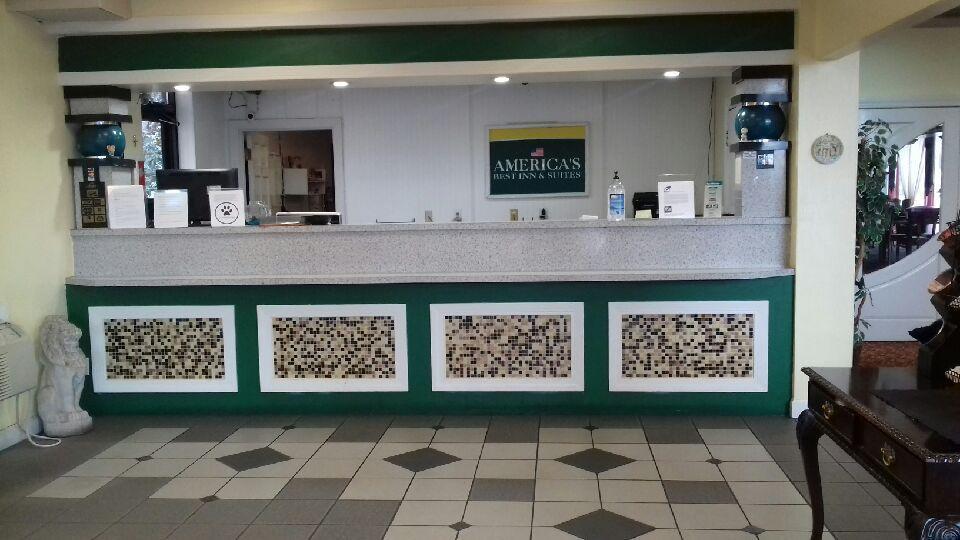 Budgetel Inn And Suites Birmingham Bagian luar foto